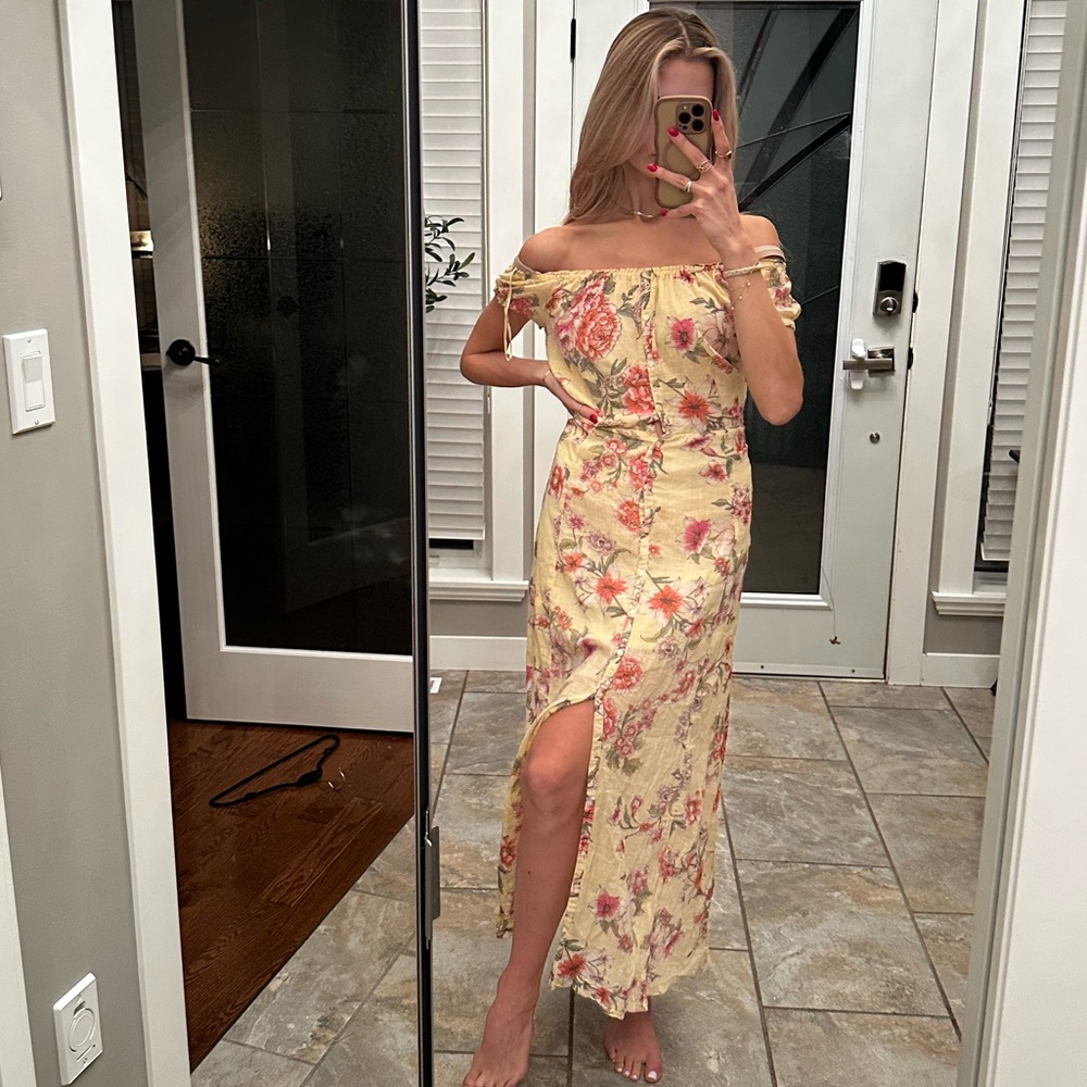 Billabong Cream Floral Off-Shoulder Maxi Dress